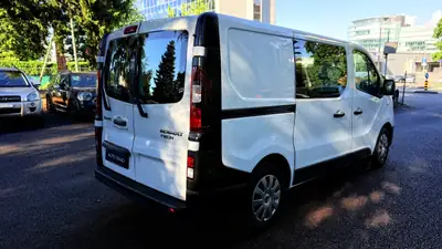 Renault Trafic 1.6 dCi 95 — Utilitaire fiable, 114'000 km, sans sinistre — tableau de bord