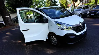 Renault Trafic 1.6 dCi 95 — Utilitaire fiable, 114'000 km, sans sinistre — Miniature 15