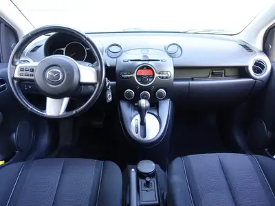 Mazda 2 1.5i 16V City Sport — Citadine fiable, faible kilométrage, essence automatique — Thumbnail 11