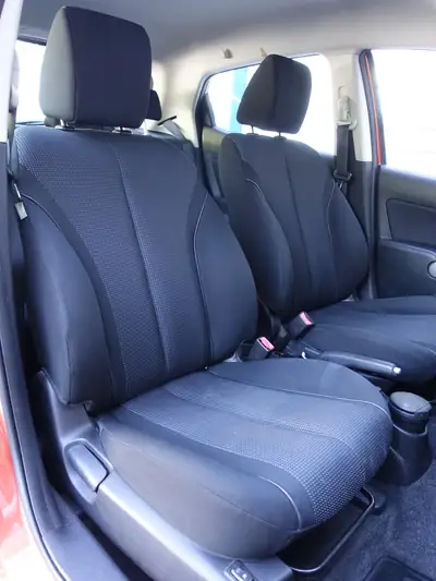 Mazda 2 1.5i 16V City Sport — Citadine fiable, faible kilométrage, essence automatique — Thumbnail 10