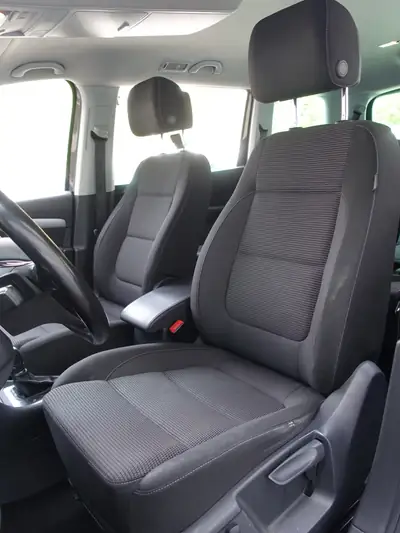 VW Sharan 2.0 TDI — Monospace 7 places fiable, moteur efficient — Thumbnail 9