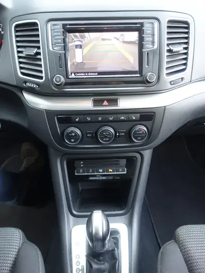 VW Sharan 2.0 TDI — Monospace 7 places fiable, moteur efficient — Thumbnail 13
