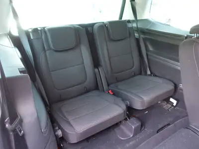VW Sharan 2.0 TDI — Monospace 7 places fiable, moteur efficient — Thumbnail 16