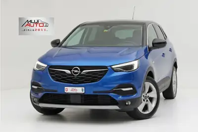 Opel Grandland X 1.2i TP Ultimate — SUV automatique épargne-carburant, première main — exterior view