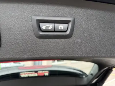 BMW 218 Active Tourer xDrive — Diesel robuste, 4x4 intégral, sans sinistre — Miniatura 30