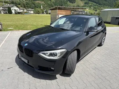 BMW 120d xDrive — Berline compacte diesel performante, 218 000 km — vue extérieure
