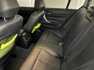 BMW 120d xDrive — Berline compacte diesel performante, 218 000 km — détail