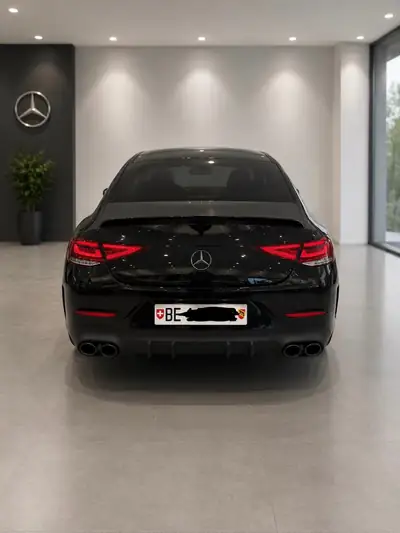 Mercedes-Benz CLS 450 AMG Line 4Matic — Coupé berline premium, hybride léger, 48 500 km — vista posteriore