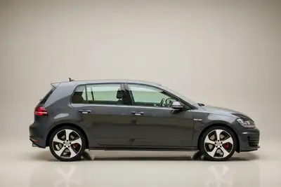 VW Golf 2.0 TSI GTI Performance — 230 ch dynamiques, entretien certifié — Detail