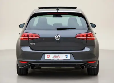 VW Golf 2.0 TSI GTI Performance — 230 ch dynamiques, entretien certifié — Innenraum