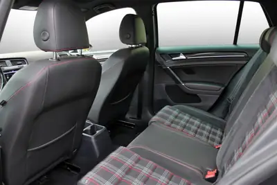 VW Golf 2.0 TSI GTI Performance — 230 ch dynamiques, entretien certifié — Miniatur 10