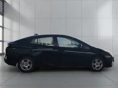 Toyota Prius 1.8 VVT-i HSD Sol 2017 — Hybride économique, entretien impeccable — Thumbnail 7