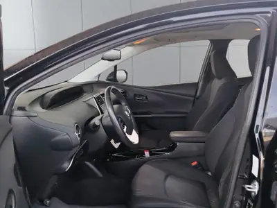 Toyota Prius 1.8 VVT-i HSD Sol 2017 — Hybride économique, entretien impeccable — Thumbnail 9