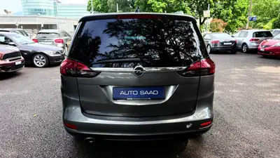 Opel Zafira 1.6 Turbo 170 ch — Monospace 7 places automatique, entretien régulier — intérieur