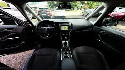 Opel Zafira 1.6 Turbo 170 ch — Monospace 7 places automatique, entretien régulier — Miniature 10