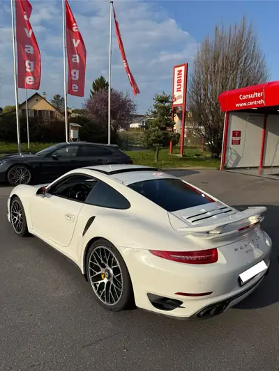 Porsche 911 Turbo S 3.8 — 560 ch, origine UAE, sans sinistre — arrière