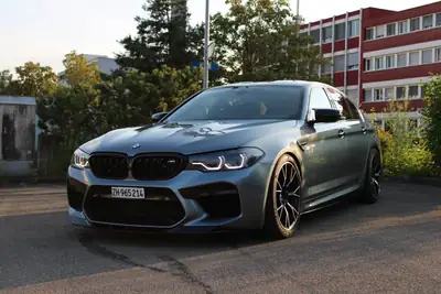 BMW M5 Competition xDrive — 625 ch, berline sport ultime, 99 000 km — Seitenansicht