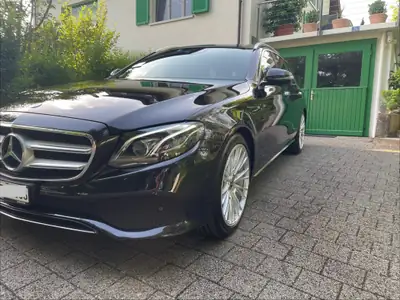 Mercedes-Benz E 220 Avantgarde 4-Matic — Break diesel performant, 4WD et équipements premium — Seitenansicht