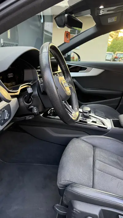 Audi A4 Avant 2.0 45 TFSI S Line — Break sportif quattro, entretien à jour — Miniatura 7