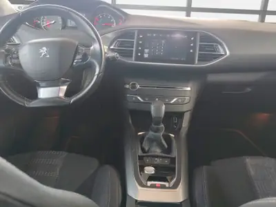 Peugeot 308 1.2 THP Active — Berline automatique entretenue, contrôle technique frais — Thumbnail 12