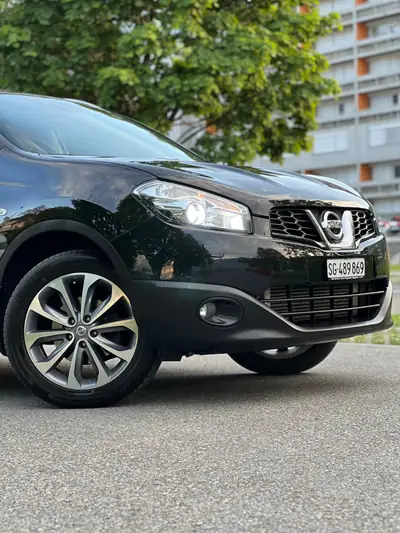 Nissan Qashqai 2.0 dCi 360 4x4 — SUV robuste, transmission automatique, traction intégrale — arrière