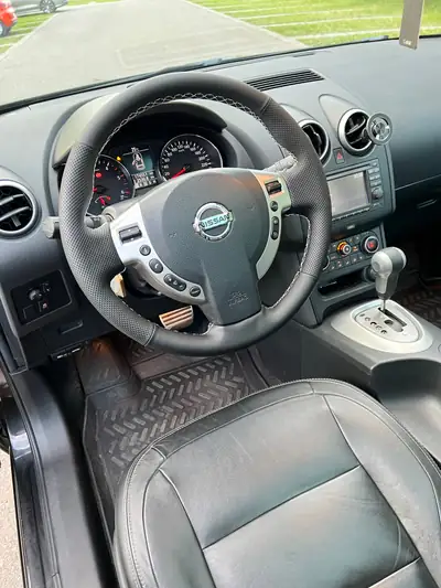 Nissan Qashqai 2.0 dCi 360 4x4 — SUV robuste, transmission automatique, traction intégrale — Miniature 7