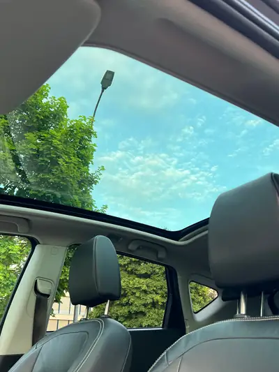 Nissan Qashqai 2.0 dCi 360 4x4 — SUV robuste, transmission automatique, traction intégrale — Miniature 10