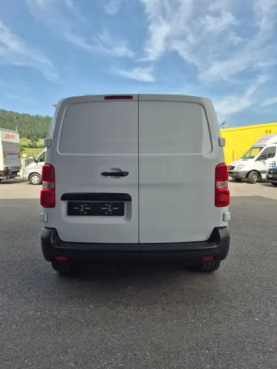 Citroën Jumpy 2.0 BlueHDi 120 — Utilitaire fiable, entretien récent et attelage — dettaglio