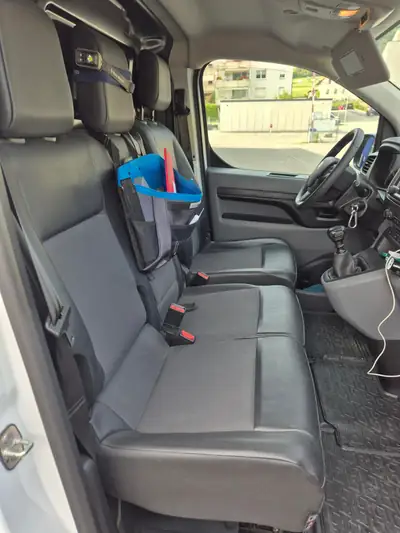 Citroën Jumpy 2.0 BlueHDi 120 — Utilitaire fiable, entretien récent et attelage — Miniatura 7
