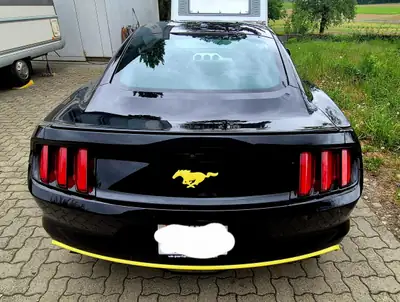 Ford Mustang Fastback 2.3 EcoBoost — Coupé sportif automatique, 317 ch et 99'000 km — Armaturenbrett