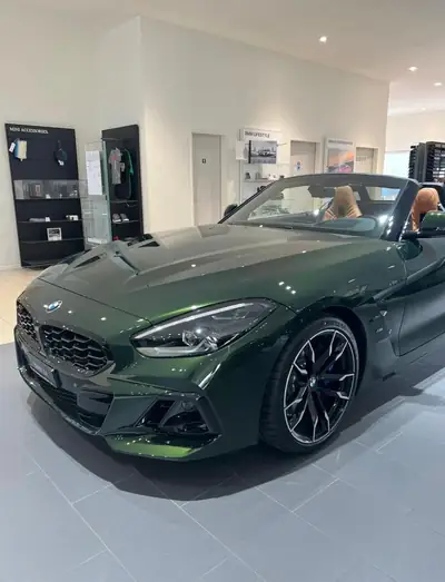 BMW Z4 M40i Steptronic — Cabriolet sportif 340 ch, très peu roulé — Außenansicht