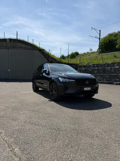 Volvo XC60 2.0 T8 eAWD — Hybride rechargeable haute performance, 48'000 km seulement — vista esterna
