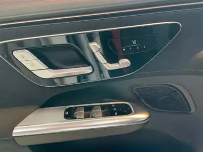 Mercedes-Benz EQE 300 — Berline électrique premium, 71'000 km seulement — Detail