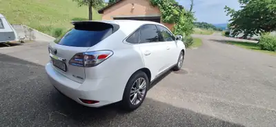 Lexus RX 450h — SUV hybride premium, 206'000 km, sans accident — fianco