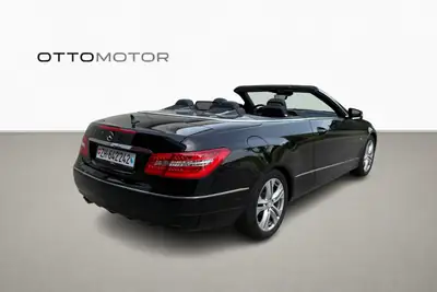 Mercedes-Benz E 250 CDI Cabriolet — Élégance décapotable, motorisation diesel efficace — Armaturenbrett