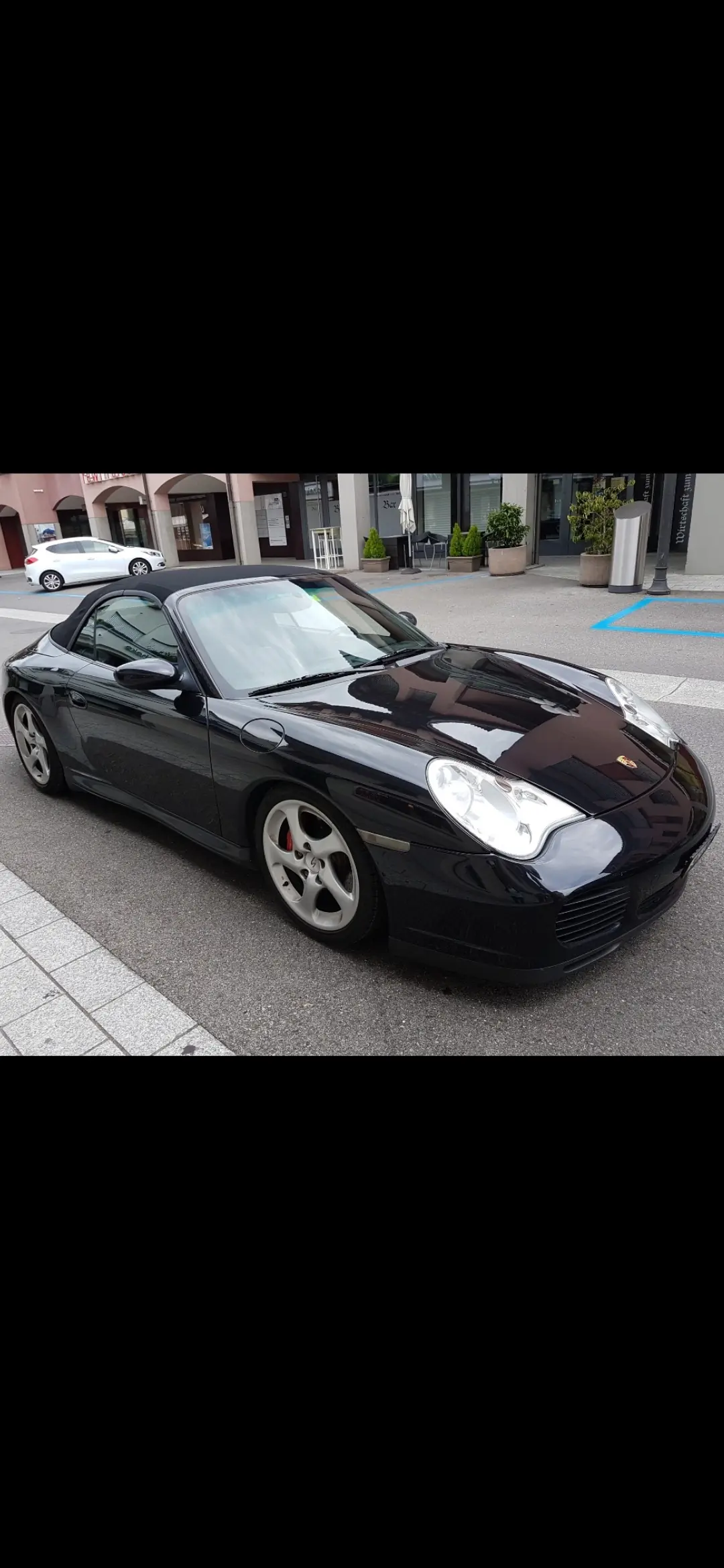 Porsche 911 Carrera 4S Cabriolet — Légende allemande, 320 ch et transmission manuelle
