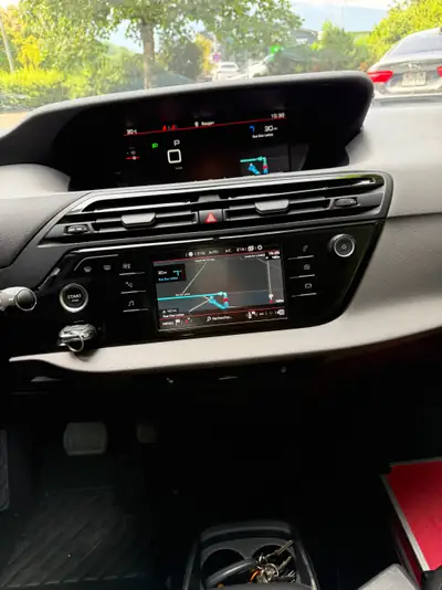 Citroën C4 Spacetourer 1.5 BlueHDi — Monospace spacieux, diesel économe et garantie 12 mois — Miniature 8