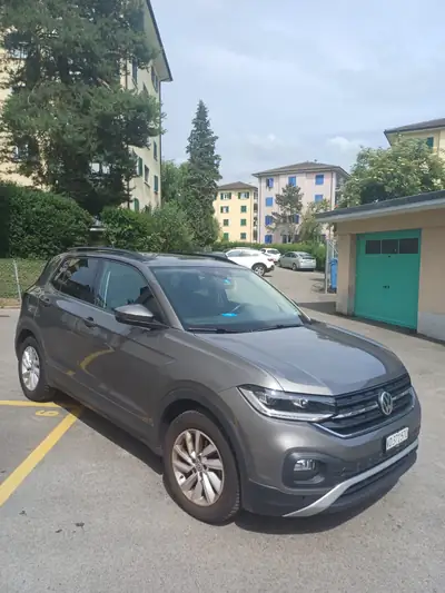 VW T-Cross 1.0 TSI 115 — SUV urbain compact, économe et sans accident — rear view