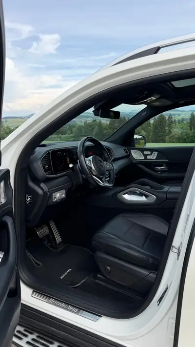 Mercedes-Benz GLE 400d 4MATIC — SUV premium 7 places, 330 PS, design blanc immaculé — Miniature 12