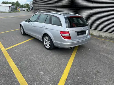 Mercedes-Benz Classe C 200 Avantgarde — Break élégant, moteur efficient et révision à jour — cruscotto