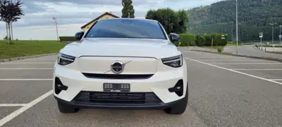 Volvo C40 P6 Recharge Ultimate — SUV électrique premium, 37'250 km seulement — Heckansicht