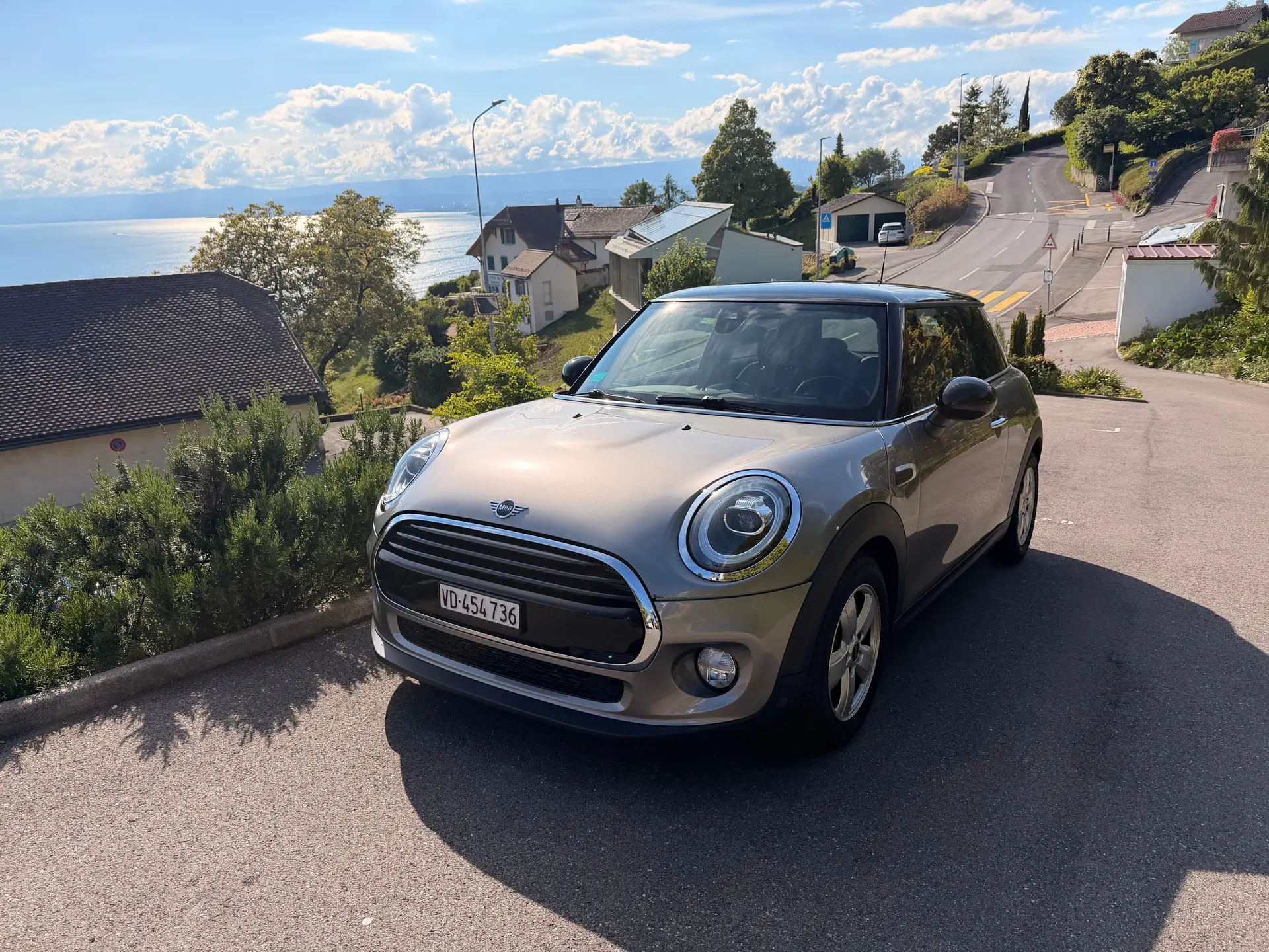 MINI MINI Coupé 2018 — Design urbain affirmé, 78000 km, transmission automatique