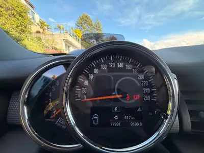 MINI MINI Coupé 2018 — Design urbain affirmé, 78000 km, transmission automatique — Miniatur 8