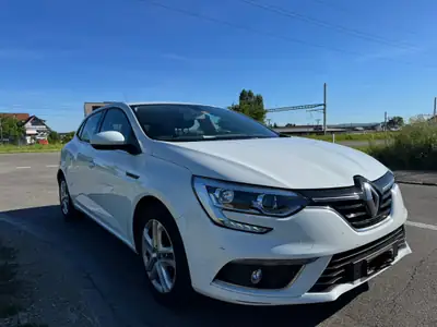 Renault Megane 1.2 TCe Zen — Berline urbaine fiable, 101'000 km seulement — détail