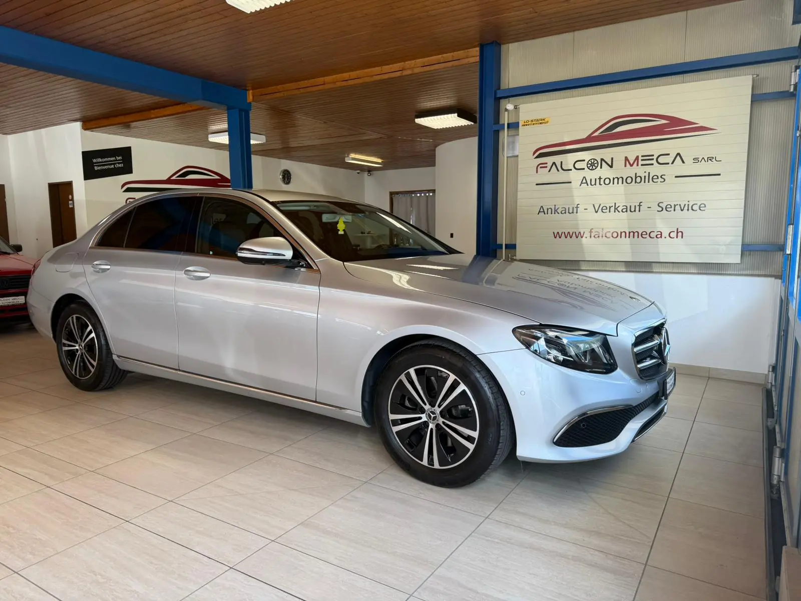 Mercedes-Benz E 200 Exclusive 4Matic — Berline premium 4x4, 72 500 km, sans sinistre
