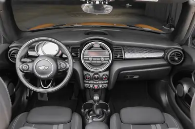 MINI Cooper S Cabriolet — Décapotable dynamique, orange métallisée, entretien récent — Miniatura 15
