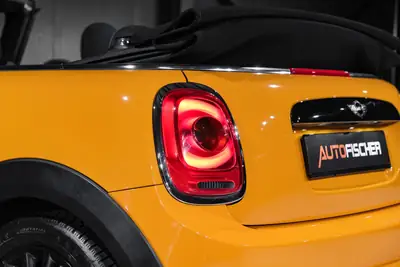 MINI Cooper S Cabriolet — Décapotable dynamique, orange métallisée, entretien récent — Miniatura 25