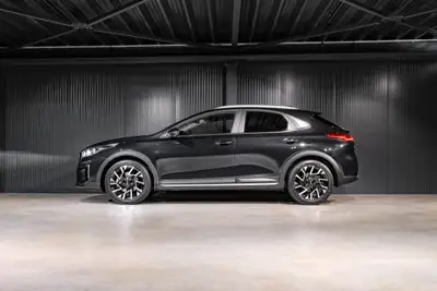 Kia XCeed 1.5 T-GDi DCT — SUV compact dynamique, quasi neuf avec garantie constructeur — Thumbnail 9