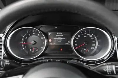 Kia XCeed 1.5 T-GDi DCT — SUV compact dynamique, quasi neuf avec garantie constructeur — Thumbnail 17