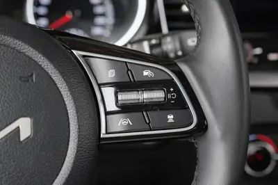 Kia XCeed 1.5 T-GDi DCT — SUV compact dynamique, quasi neuf avec garantie constructeur — Thumbnail 22